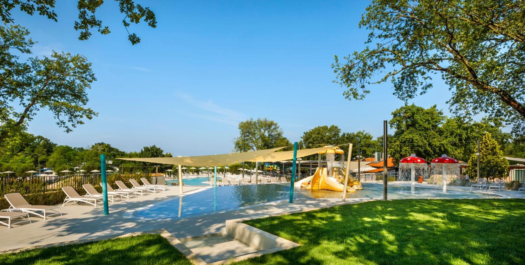 Sunflower Camping Mareda Exterior foto